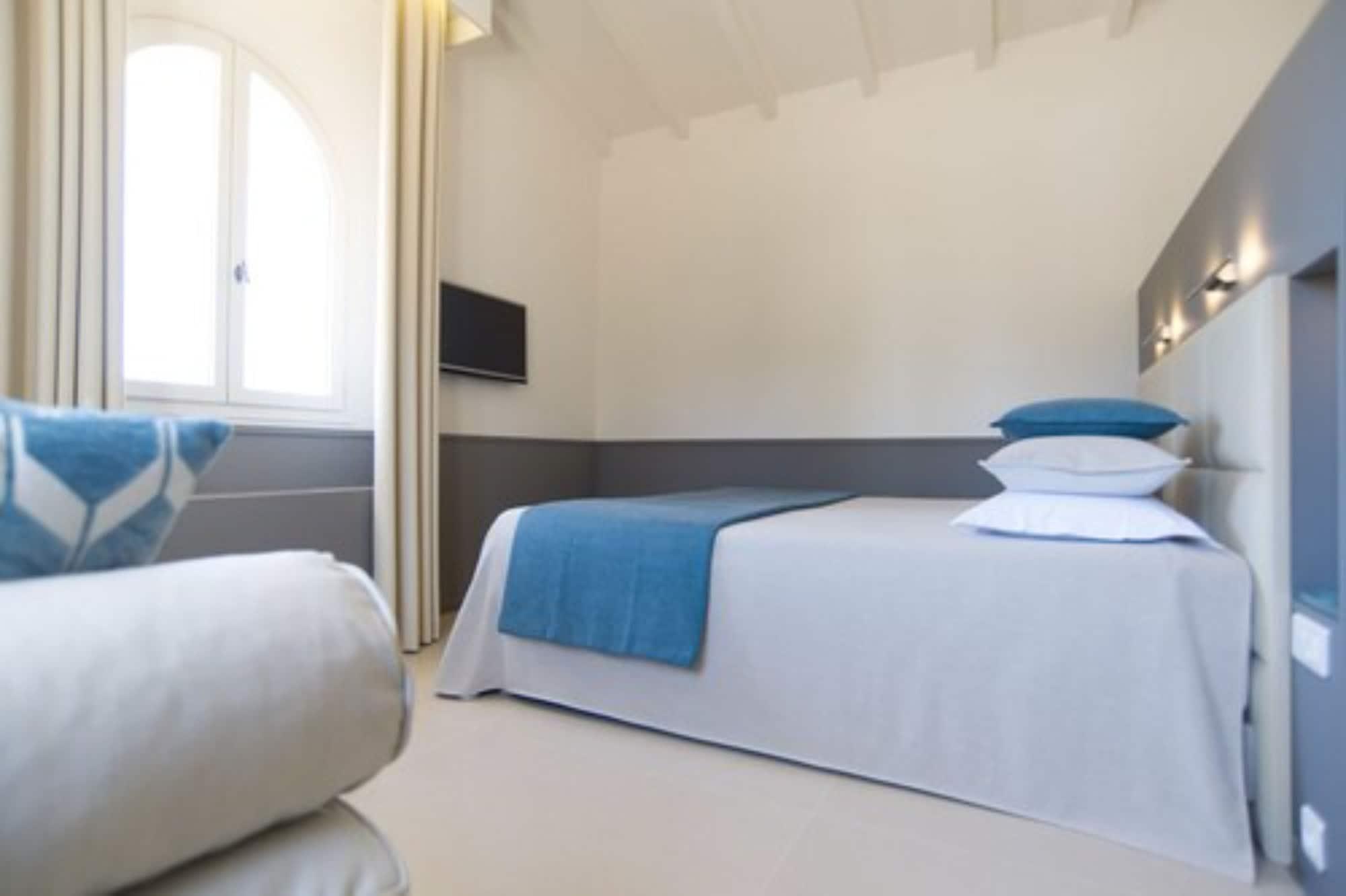 Hotel Spa Genovese Бонифачо Экстерьер фото